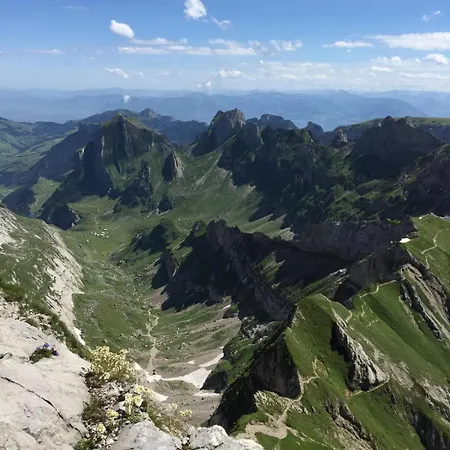 Charming Retreat For Nature Lovers Near Saxerluecke Appartement Sennwald